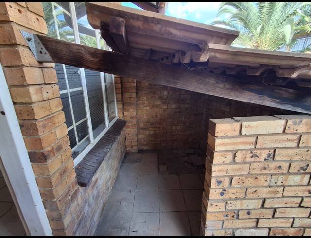 3 BEDROOM TOWNHOUSE FOR SALE IN SAFARI GARDENS
